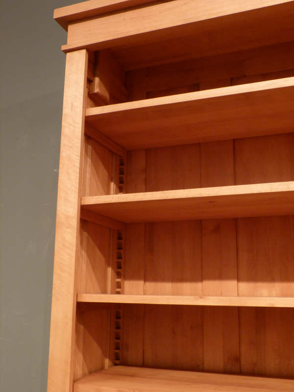 Massivholz Bücherregale nach Maß, Ausstellungsstück im Bauhausstil Massivholz Bücherregale nach Maß, Ausstellungsstück im Bauhausstil