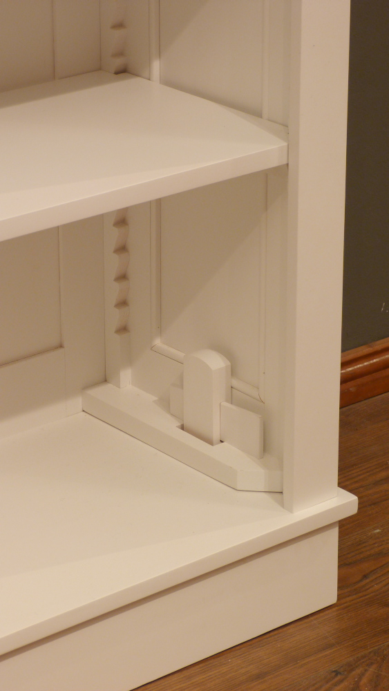 Massivholz Bücherregal im Bauhausstil Massivholz Bücherregal im Bauhausstil