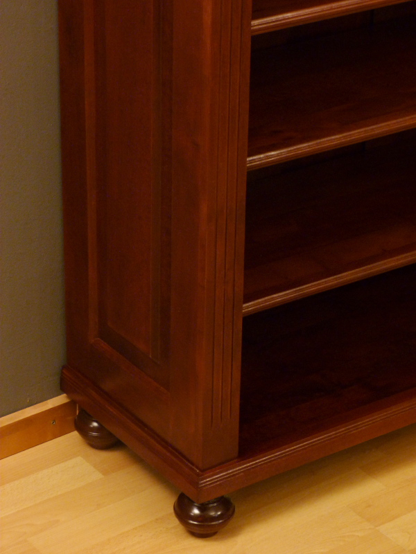 Massivholz Bücherregale nach Maß, Erle gebeizt, EINER4 Massivholz Bücherregale nach Maß, Erle gebeizt, EINER4