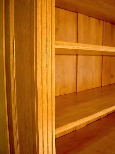 Zierfräsungen der Blenden vom Regal EINER24 - Bild 5 Zierfräsungen der Blenden vom Regal EINER24 - Bild 5