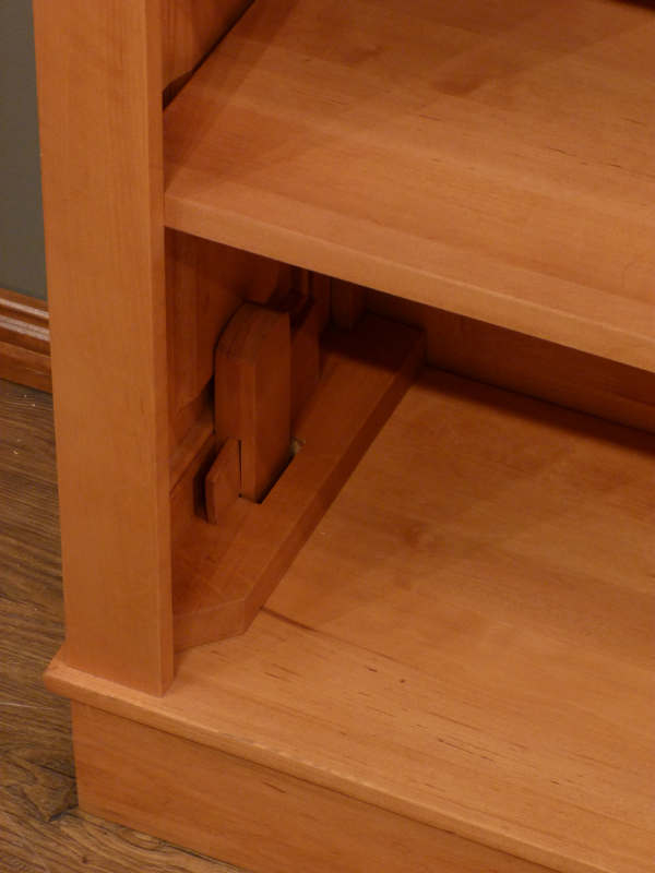 Massivholz Bücherregale nach Maß, Ausstellungsstück im Bauhausstil Massivholz Bücherregale nach Maß, Ausstellungsstück im Bauhausstil