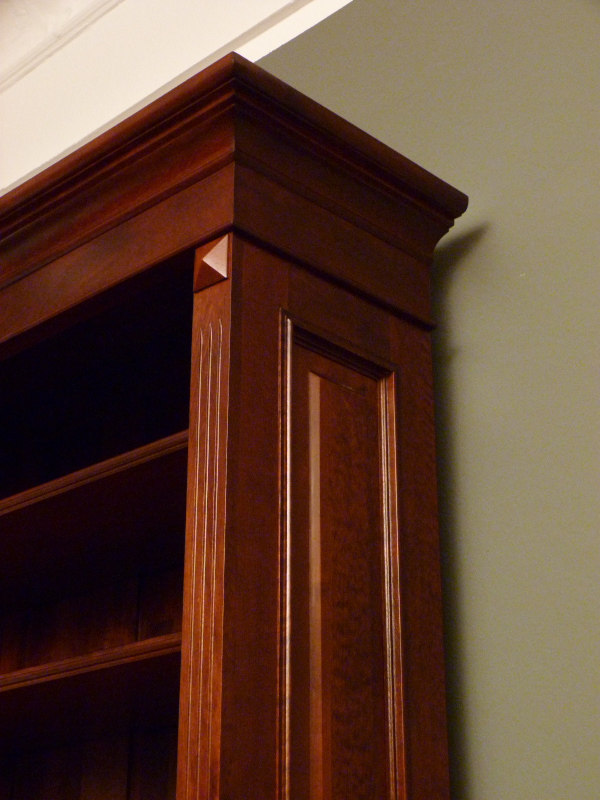 Bücherregal Massivholz im Mahagoniton EINER9 Bücherregal Massivholz im Mahagoniton EINER9