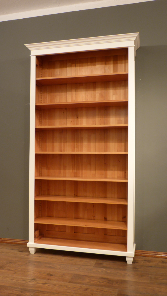 Massivholz Bücherregal im klassischen Stil, komplett zerlegbar Massivholz Bücherregal im klassischen Stil, komplett zerlegbar