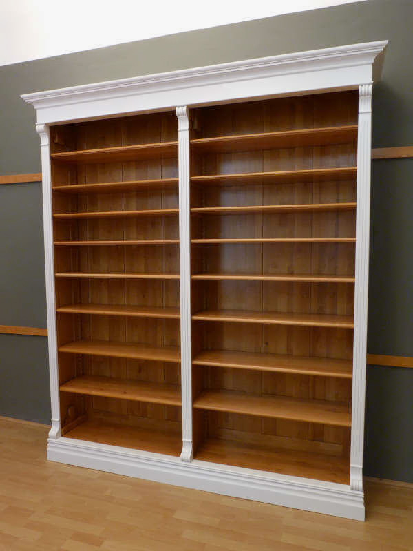 Massivholz Bücherregale nach Maß, Gründerzeitstil weiss lasiert Massivholz Bücherregale nach Maß, Gründerzeitstil weiss lasiert
