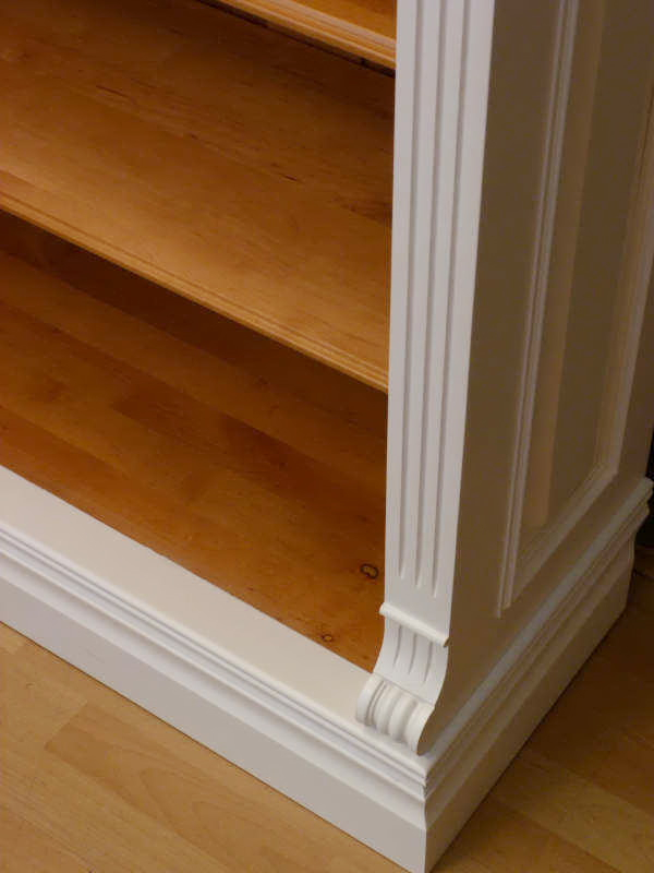 Massivholz Bücherregale nach Maß, Gründerzeitstil weiss lasiert Massivholz Bücherregale nach Maß, Gründerzeitstil weiss lasiert