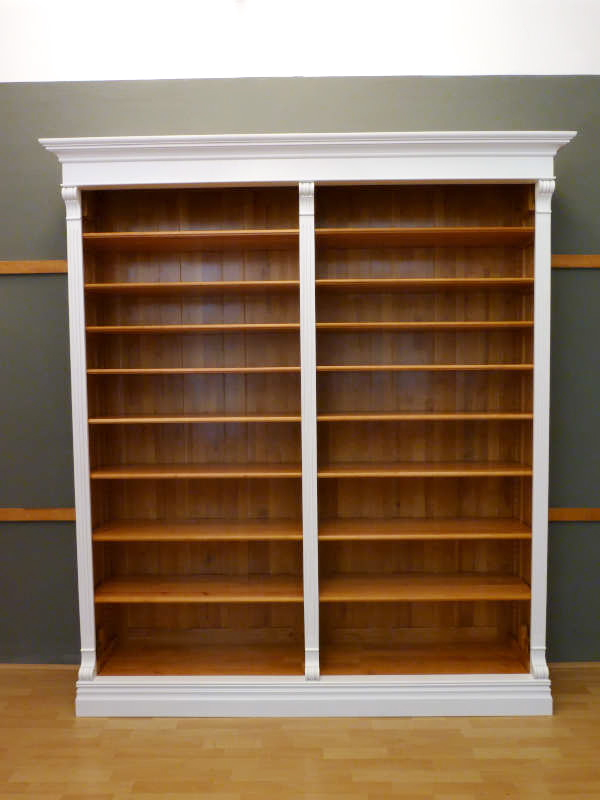 Massivholz Bücherregale nach Maß, Gründerzeitstil weiss lasiert Massivholz Bücherregale nach Maß, Gründerzeitstil weiss lasiert