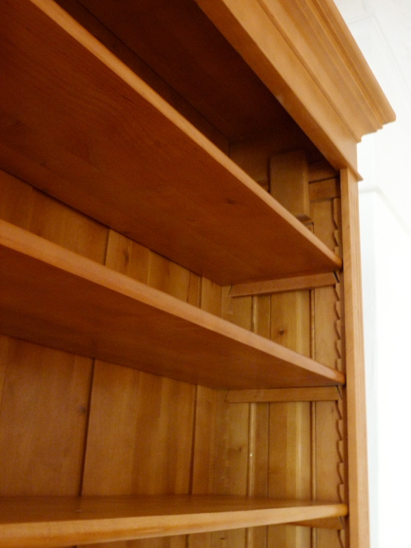 Massivholz Bücherregale nach Maß, Dreier mit mit geschlossenem Unterbau Massivholz Bücherregale nach Maß, Dreier mit mit geschlossenem Unterbau