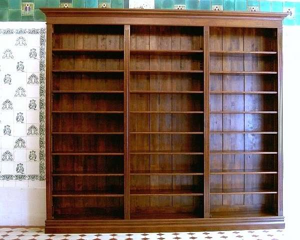 Bücherregal massiv aus Holz im Nussbaumton DREIER24 - Bild 1 Bücherregal massiv aus Holz im Nussbaumton DREIER24 - Bild 1