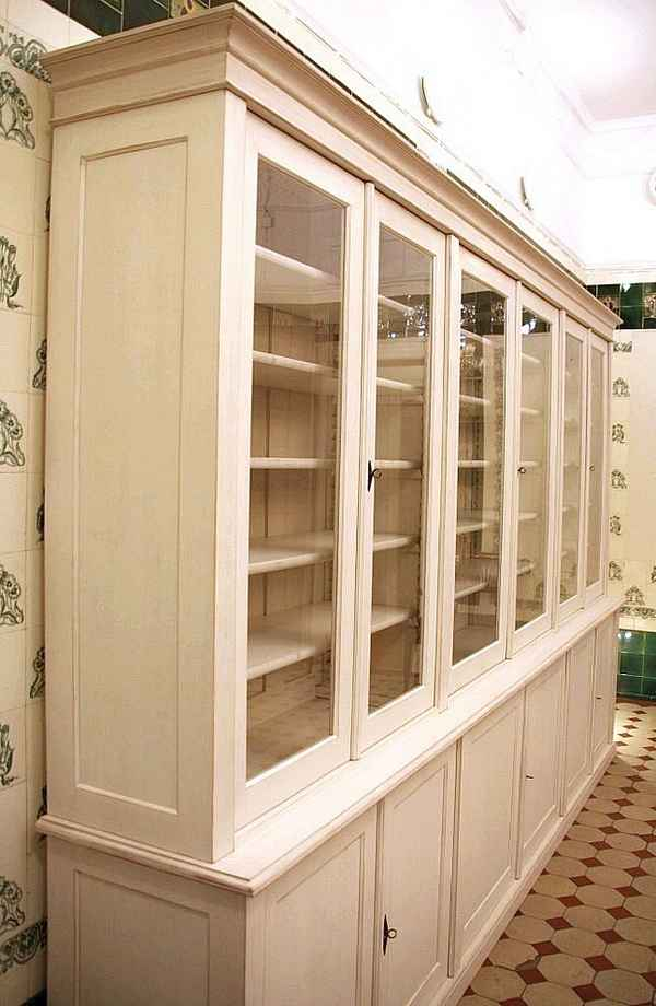 oberer Schrankbereich vom Modell DREIER27 - Bild 8 oberer Schrankbereich vom Modell DREIER27 - Bild 8