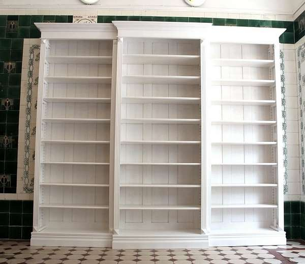 Bücherregal in weiß aus Massivholz DREIER1 - Bild 1 Bücherregal in weiß aus Massivholz DREIER1 - Bild 1