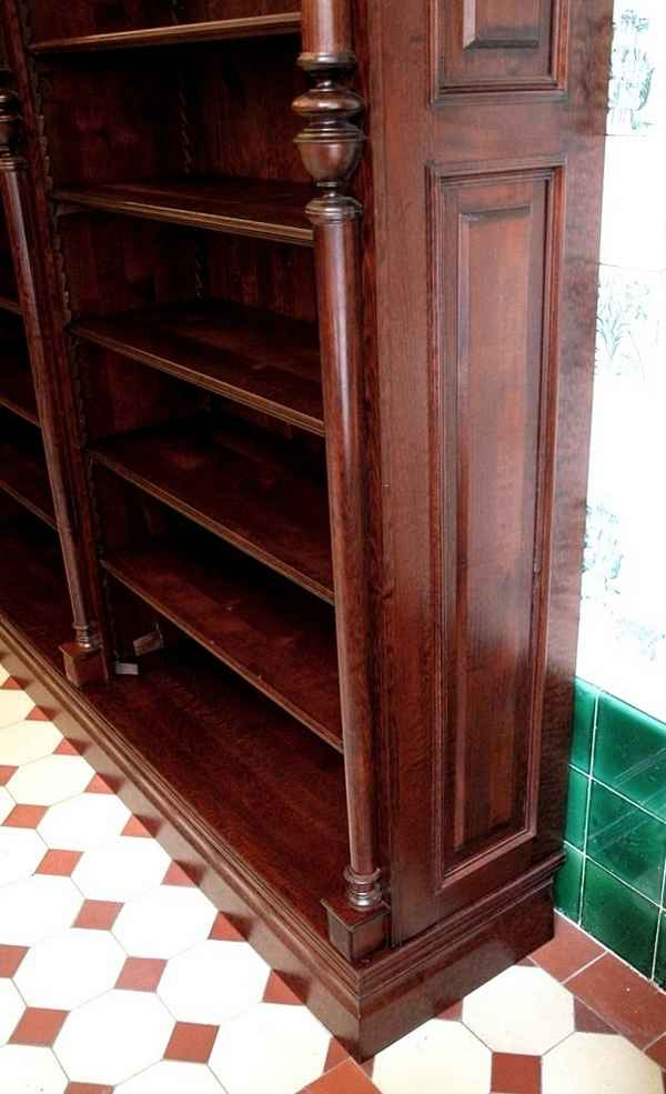 untere Regalansicht mit Säule vom DREIER8 - Bild 8 untere Regalansicht mit Säule vom DREIER8 - Bild 8