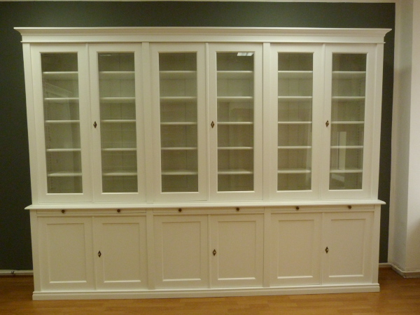 Massivholz Bücherschränke nach Maß, zwölftüriger Bücherschrank mit Tablettauszügen Massivholz Bücherschränke nach Maß, zwölftüriger Bücherschrank mit Tablettauszügen