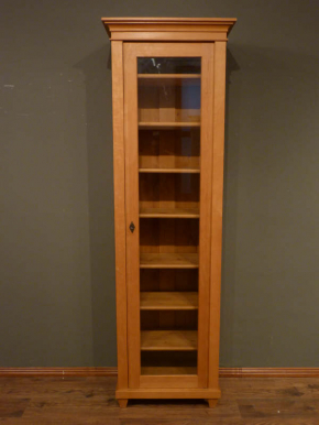 BÜCHERSCHRANK19 Massivholz Bücherschrank mit einer Glastür