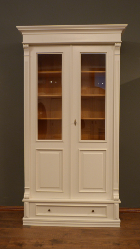 Bücherschrank im Gründerzeitstil massiv Erle mit 2 Glastüren und Schublade