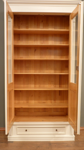 Massivholz Bücherschrank im Gründerzeitstil Massivholz Bücherschrank im Gründerzeitstil