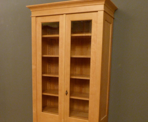 BÜCHERSCHRANK11, 2 Glastüren mit geschliffenem Glas 