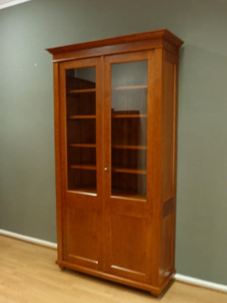 Bücherschränke nach Maß, Massivholz Bücherschrank mit zwei Türen Bücherschränke nach Maß, Massivholz Bücherschrank mit zwei Türen