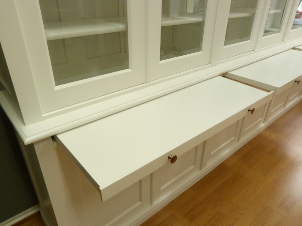 Massivholz Bücherschränke nach Maß, zwölftüriger Bücherschrank mit Tablettauszügen Massivholz Bücherschränke nach Maß, zwölftüriger Bücherschrank mit Tablettauszügen