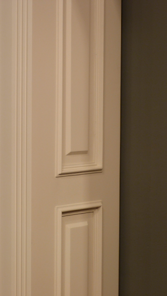 Massivholz Bücherschrank im Gründerzeitstil Massivholz Bücherschrank im Gründerzeitstil