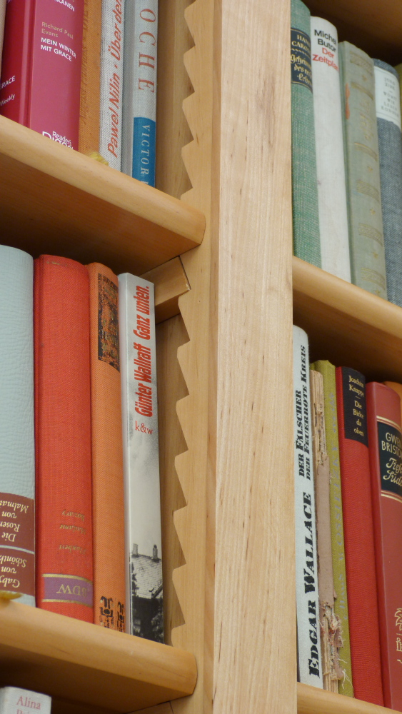 Bibliotheksschrank, massiv Erle Bibliotheksschrank, massiv Erle