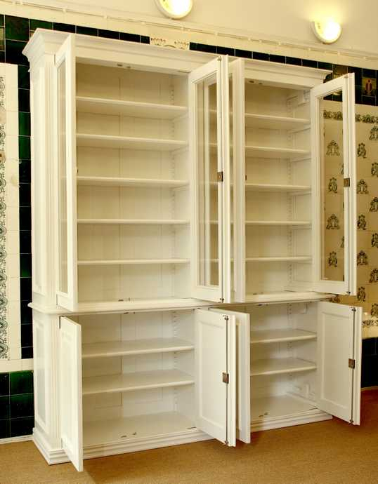 Innenansicht vom Bücherschrank Modell DOPPLER23 - Bild 5 Innenansicht vom Bücherschrank Modell DOPPLER23 - Bild 5