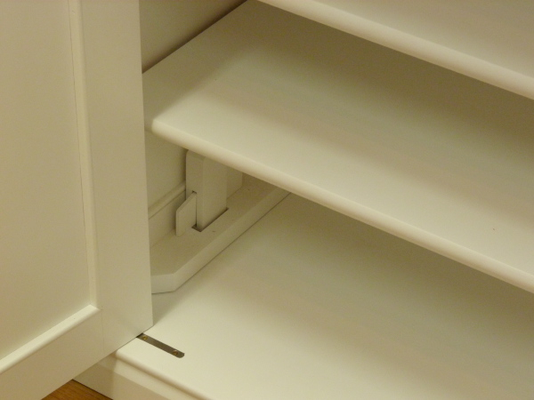 Massivholz Bücherschränke nach Maß, zwölftüriger Bücherschrank mit Tablettauszügen Massivholz Bücherschränke nach Maß, zwölftüriger Bücherschrank mit Tablettauszügen