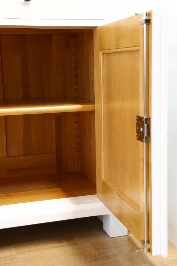 Massivholz Bücherregale nach Maß, Regalwand verglast und mit Auszügen Massivholz Bücherregale nach Maß, Regalwand verglast und mit Auszügen