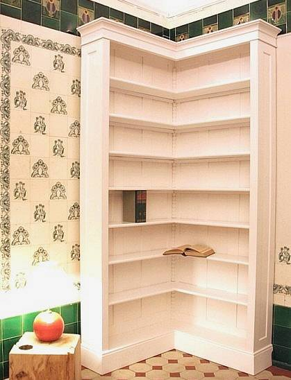 Eckregal in weiß massiv aus Holz Erle ECKE4 - Bild 1 Eckregal in weiß massiv aus Holz Erle ECKE4 - Bild 1