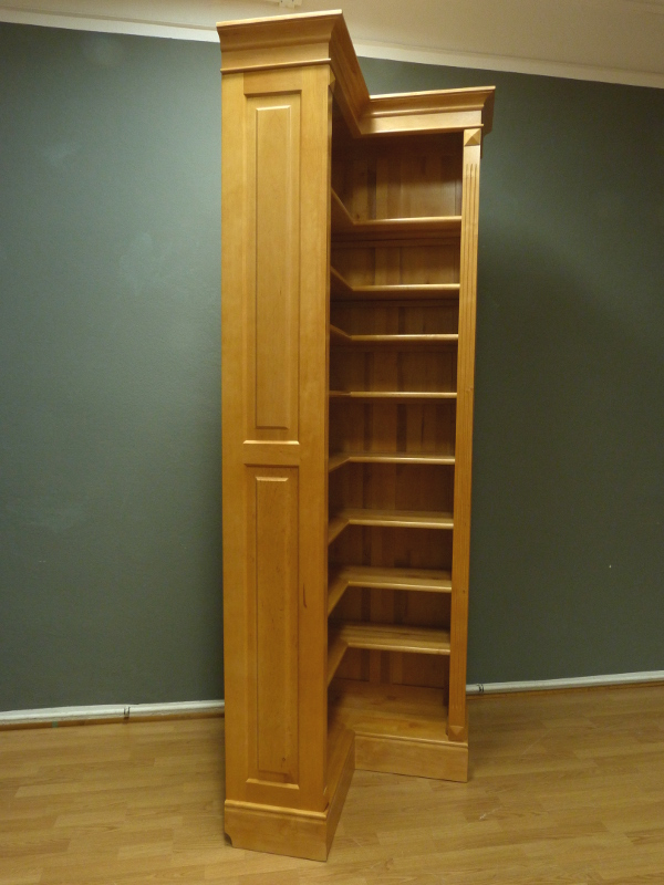 Massivholz Bücherregale nach Maß, Eckregal als Ausstellungsstück Massivholz Bücherregale nach Maß, Eckregal als Ausstellungsstück