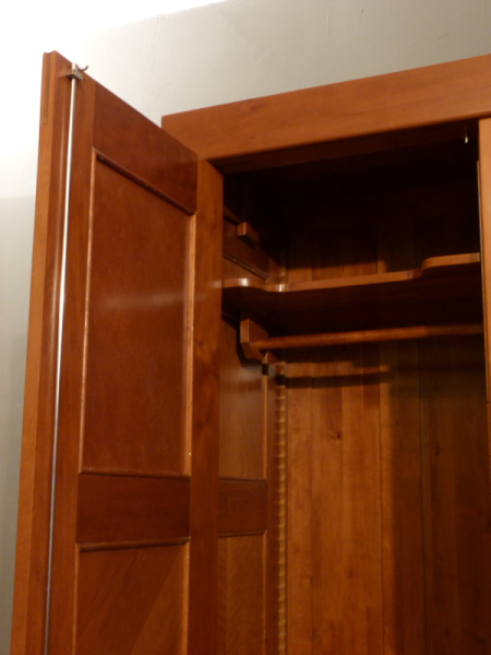 Kleiderschränke nach Maß, schlichter Kleiderschrank, massiv Erle Kleiderschränke nach Maß, schlichter Kleiderschrank, massiv Erle