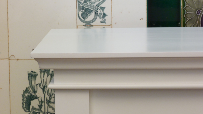 Klassisches Sideboard mit sechs Türen Klassisches Sideboard mit sechs Türen