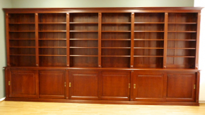 Bücherwand mit Schiebetüren WAND20