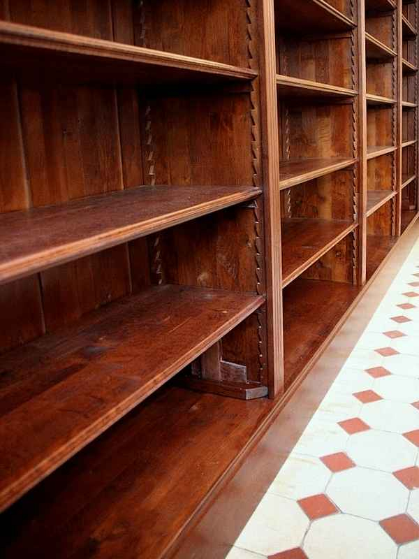 Sockelbereich mit Holzklammer vom Modell WAND7 - Bild 7 Sockelbereich mit Holzklammer vom Modell WAND7 - Bild 7