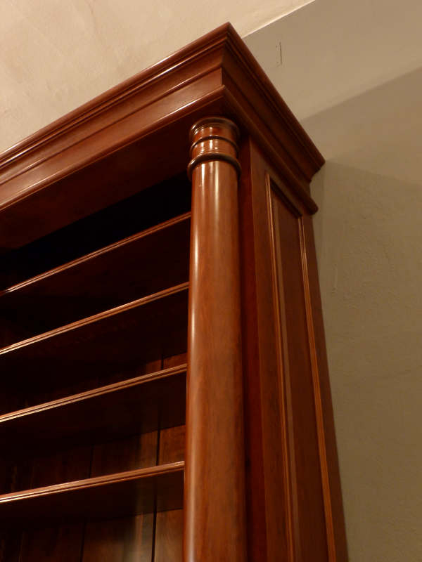 Massivholz Bücherregale nach Maß, Monumentale Ausführung mit Säulen Massivholz Bücherregale nach Maß, Monumentale Ausführung mit Säulen