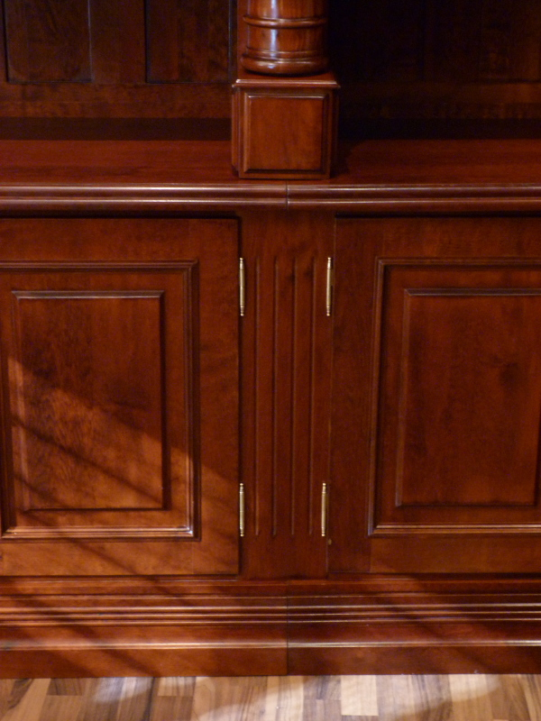 Bücherregale nach Maß, Massivholz Regal, monumentale Ausführung mit Säulen Bücherregale nach Maß, Massivholz Regal, monumentale Ausführung mit Säulen