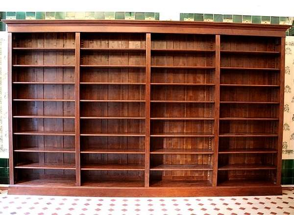 Bücherwand aus Massivholz im Nussbaumton WAND7 - Bild 2 Bücherwand aus Massivholz im Nussbaumton WAND7 - Bild 2