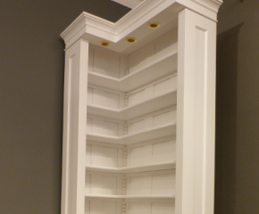 Eckregal weiß mit Beleuchtung Massivholz Erle ECKE09