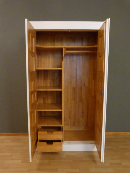 Kleiderschrank, Massivholz Erle, weiss lasiert Kleiderschrank, Massivholz Erle, weiss lasiert