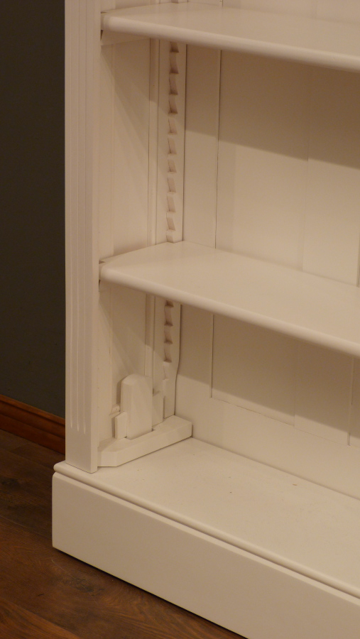 Massivholz Bücherregal mit Leiter Massivholz Bücherregal mit Leiter