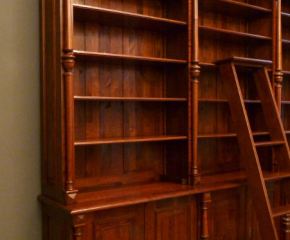 Regal DREIER62 massiv Erle Nussbaumton