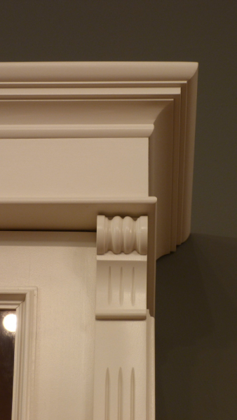 Massivholz Bücherschrank im Gründerzeitstil