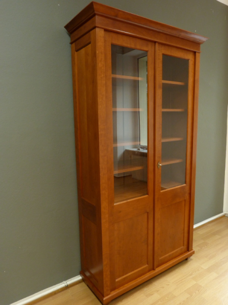 Bücherschränke nach Maß, Massivholz Bücherschrank mit zwei Türen