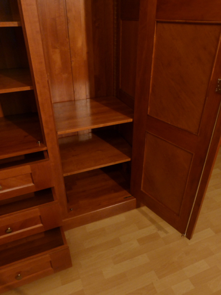 Kleiderschränke nach Maß, schlichter Kleiderschrank, massiv Erle