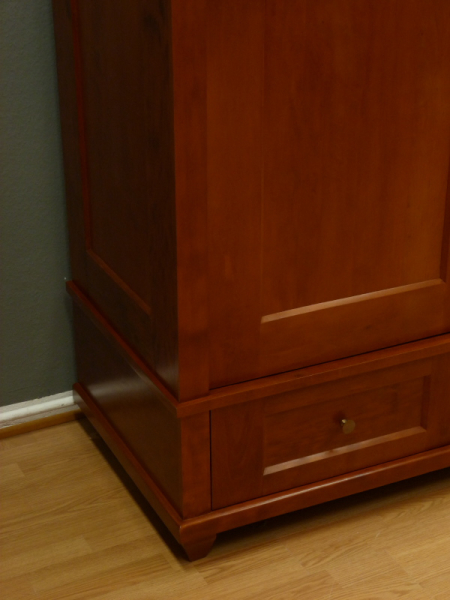 Kleiderschränke nach Maß, klassischer Kleiderschrank, massiv Erle