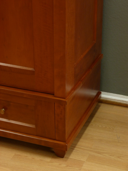 Kleiderschränke nach Maß, klassischer Kleiderschrank, massiv Erle