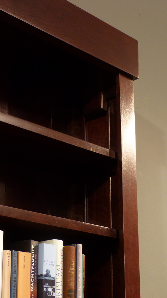 Massivholz Bücherregal im Bauhausstil, massiv Erle, zerlegbar