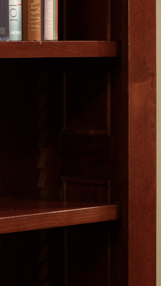 Massivholz Bücherregal im Bauhausstil, massiv Erle, zerlegbar