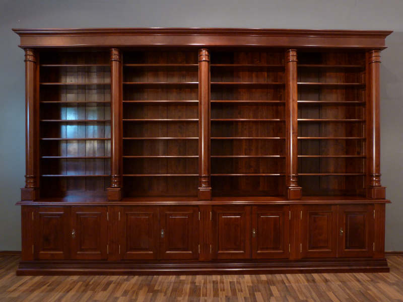 Massivholz Bücherregale nach Maß, Monumentale Ausführung mit Säulen