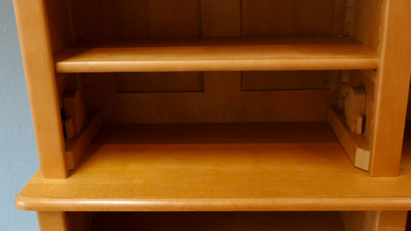 Massivholz Bücherregale nach Maß, gebrauchtes Bücherregal in schlichter Gestaltung