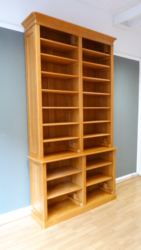 Massivholz Bücherregale nach Maß, gebrauchtes Bücherregal in schlichter Gestaltung